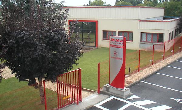 AMC CASTERA, entrée de notre usine de Castillon la Bataille